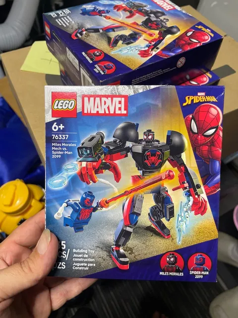 LEGO Marvel 76337 Miles Morales Mech vs Spider‑Man 2099