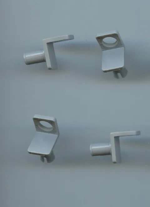 LEGO x 4 Light Bluish Gray Minifigure Neck Bracket with Technic Pin 48724