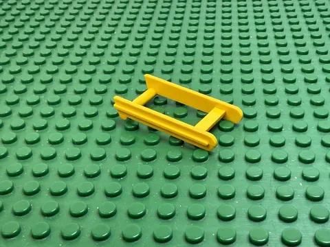 1970s LEGO Yellow Conveyor Belt Inclined STAND Legoland 545 248 351 #637