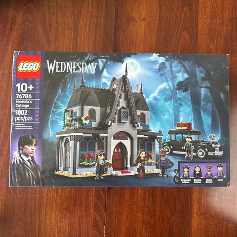 76786 Lego Wednesday Morticia's Cottage New in Box/Sealed