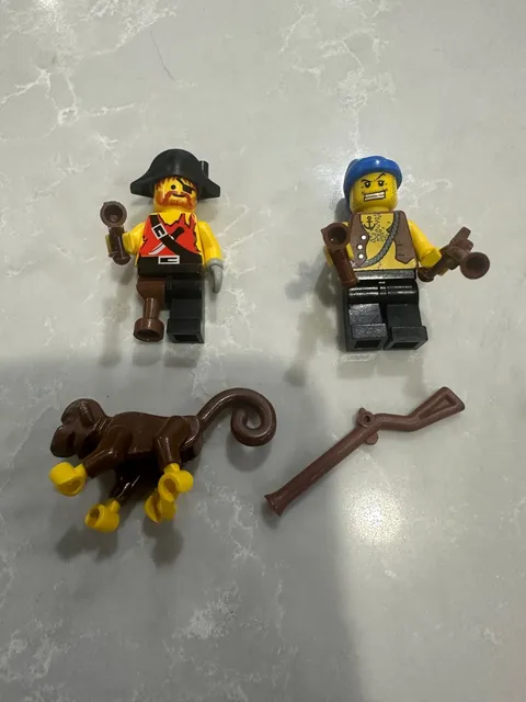 LEGO Pirates Captain Ironhook pi022 + pi084 + monkey - 6278 6264 6292minifigures