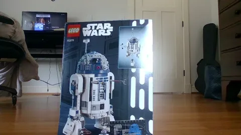 LEGO Star Wars: R2-D2 (75379)