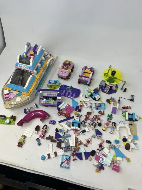 LEGO Friends Bulk Lot Vehicles Buildings Mixed Parts And Minifigs LOOK