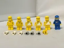 Space LEGO Classic Space 6x Minifigures Various Accessories Vintage