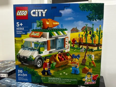 LEGO CITY: Farmers Market Van (60345)
