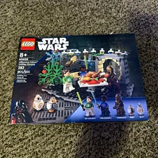 LEGO Star Wars Millennium Falcon Holiday Diorama 40658 Rey Finn BB-8