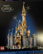 LEGO Disney: The Disney Castle (43222)