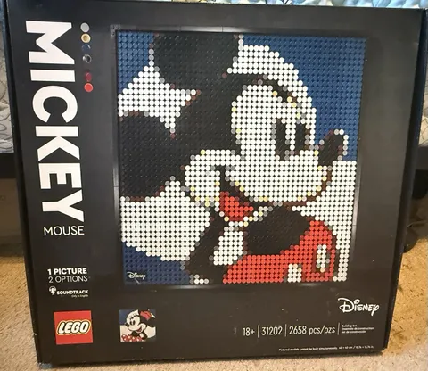 LEGO Art: Disney's Mickey/Minnie Mouse (31202) Sealed