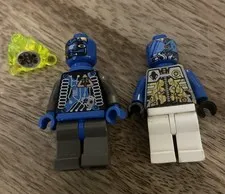 Lego Vintage Space Insectoids Figurines