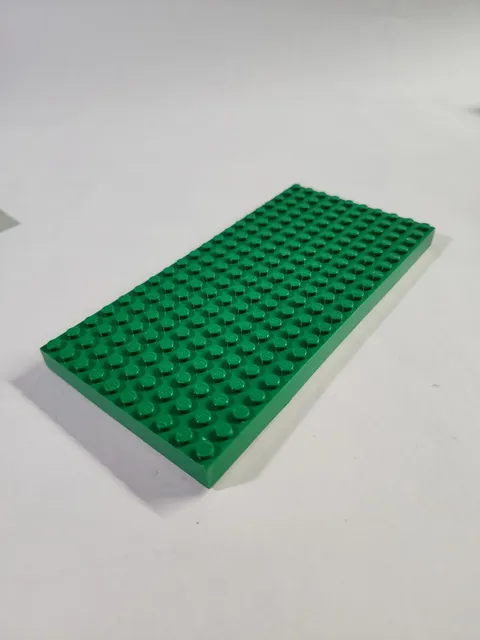 LEGO 700e D2 10x20 Green Brick Plate Vintage 
