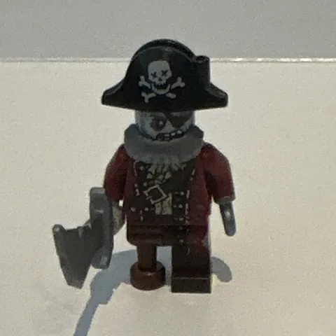 LEGO Minifigures Zombie Pirate Minifigure w/ Black Hat Skull & Crossbones +sword