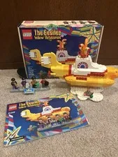 100% Complete - LEGO Ideas: The Beatles Yellow Submarine (21306)