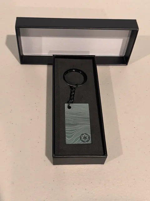 New LEGO 5007403 Star Wars The Mandalorian Beskar Key Chain VIP Key Ring