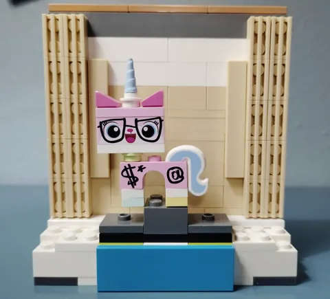 Sharpie Unikitty The LEGO Movie 70809: Lord Business' Evil Lair