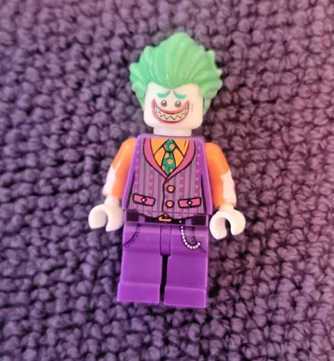 LEGO The Joker Striped Vest, Shirtsleeves, Smile with Pointed Teeth Grin sh0447