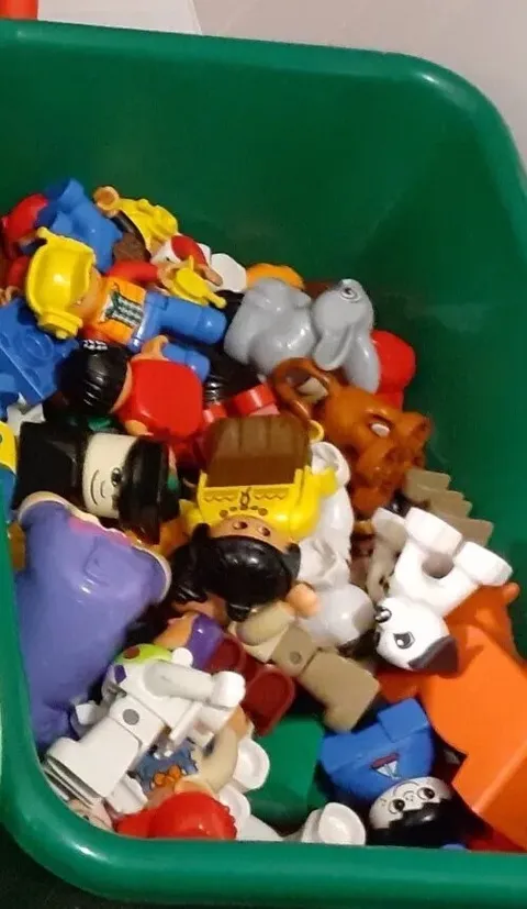 Lego Duplo - Lot Of (7) Random Variety Of Animals Figures Pieces. Free SHIPPING 