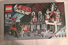 LEGO The LEGO Movie: Lord Business' Evil Lair 70809 New & Sealed