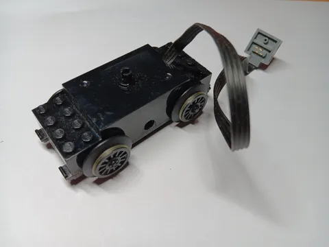 LEGO POWER FUNCTIONS ELECTRIC RC TRAIN MOTOR #88002 WITH WHEELS