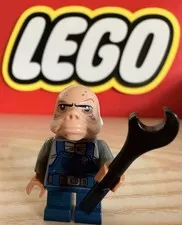 Lego Star Wars Ugnaught Minifigure With Accessory