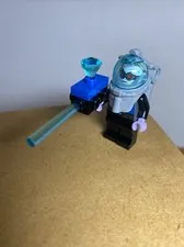 Lego Mr. Freeze Minifigure Batman II  sh355  for Set 10737