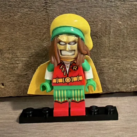 LEGO Minifigure Character w/ Yellow Cape, Yellow Hat, Red/Green Outfit