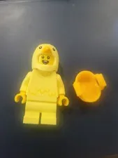Lego BAM Spring 2026 Yellow Bird Costume Minifigure w/ Basket Chicken - NEW