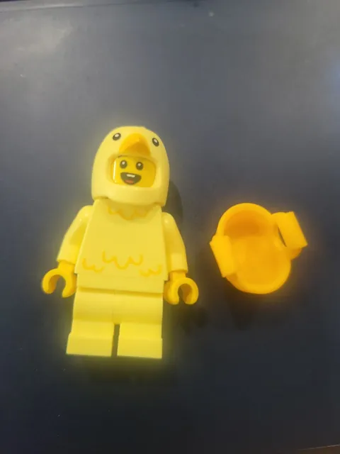 Lego BAM Spring 2026 Yellow Bird Costume Minifigure w/ Basket Chicken - NEW