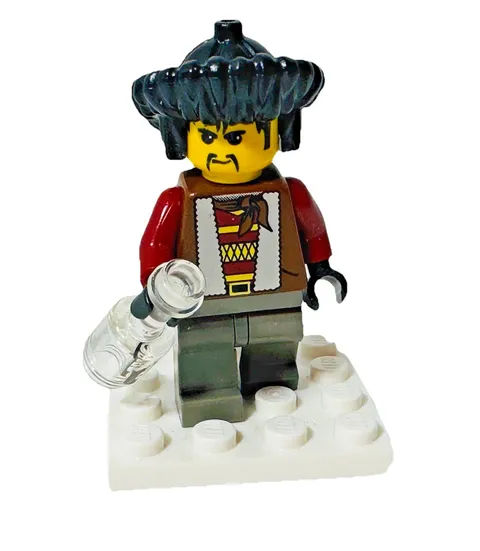 LEGO Adventurers Orient Express Ngan Pa (Yeti Hunter) Minifigure adv056 7417