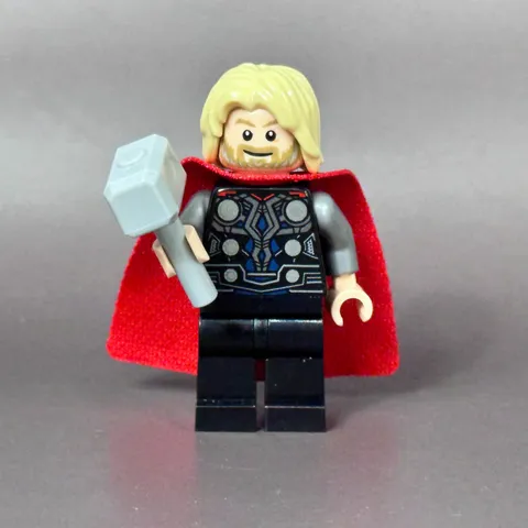 LEGO Minifigure Thor sh0804 Marvel Super Heroes Hammer Cape