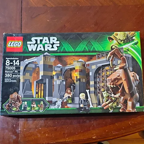 LEGO Star Wars 75005 Rancor Pit Episode VI Set 380 pcs 100% w/ Box & Manual