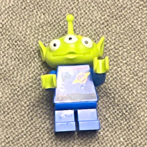 LEGO Toy Story Alien Minifigure Green 3-Eyed Head w/ Blue Outfit. Dirty edition