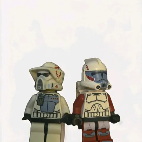 LEGO Star Wars Clone Trooper Minifigure Lot of 2 Plastic Figures