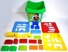 2012 LEGO Duplo Creative Sorter 6784 with 19 Bricks & 3 Sorter Plates
