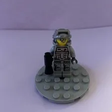 LEGO Power Miners Brains Silver Armor Minifigure 8190