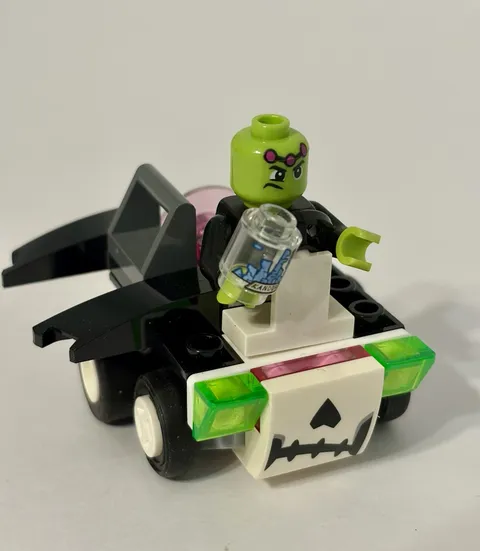 Lego 76094 Mighty Micros: Supergirl vs. Braniac Super Heroes Incomplete 
