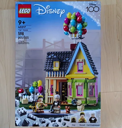 LEGO Disney 100 "Up" House 43217 Building Set 598pcs Age 9+ Dug Russell