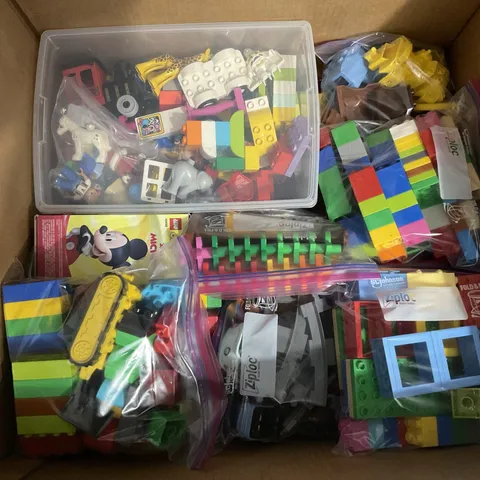 Special HUGE Lot Of Lego Duplo Bricks & Pieces Lots Colors Train Tracks Figures