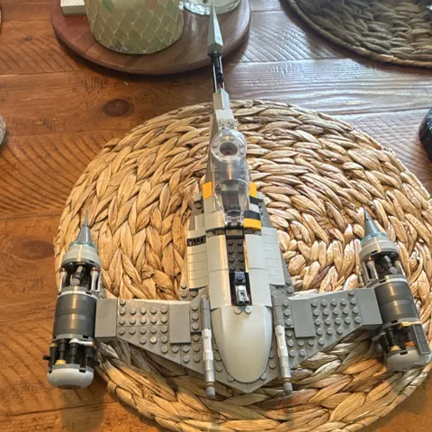 LEGO Madolorian N1 Starship BUILD ONLY