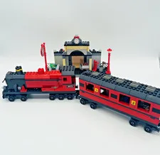 Lego 4708 Hogwarts Express Train Harry Potter Incomplete