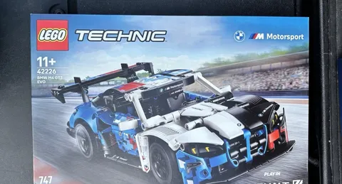 Lego Sets Beautiful Blue Car With Free Shipping