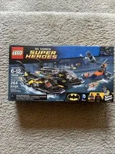 Lego 76034 DC Super Heroes Batboat Harbor Pursuit 264pcs Retired Sealed New