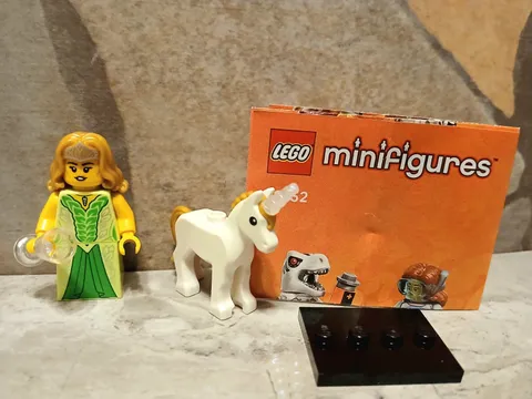 LEGO Series 29 Collectible Minifigures 71052 - Unicorn Elf NEW Complete