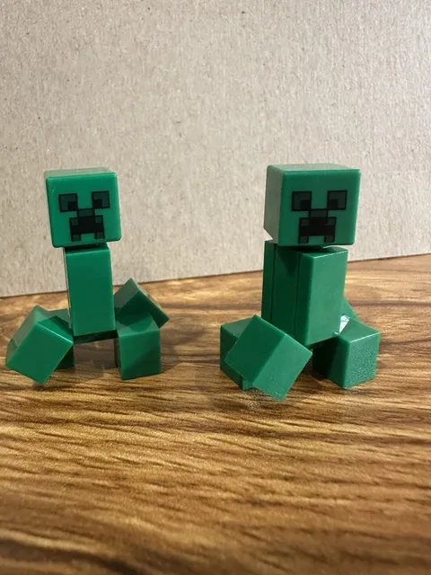 Lego Minecraft Creeper Minifigures