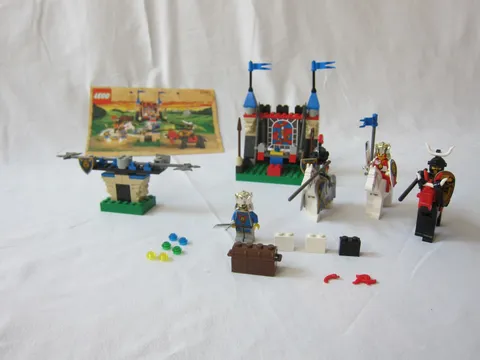 LEGO 6095 6008 Castle Knights Tournament Royal Joust King, incl manual, complete sets