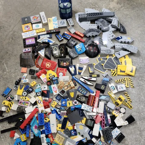 LEGO LOT Of 372 PARTS Decorated Decal Sticker Printed BRICK TILE Star Wars Space