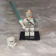 LEGO Star Wars Minifigure Jek-14 with Stormtrooper Helmet sw0571 Rare 75051