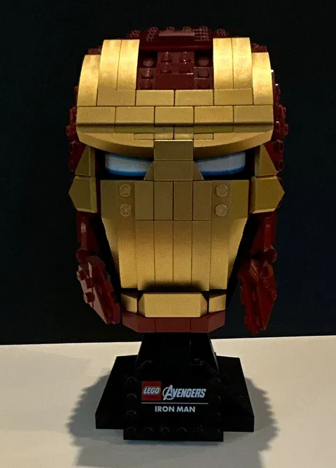 LEGO Marvel Iron Man Helmet 76165 Complete Set w Display Stand, 480 pcs 18+