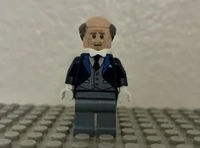 LEGO The LEGO Batman Movie 70909 sh313 Alfred Minifigure