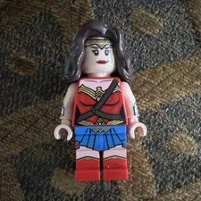 LEGO Wonder Woman Minifigure Female Figure w/ Hair, Red Top & Skirt