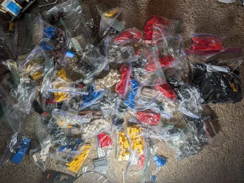 LEGO Bulk Lot 6.4 lbs Authentic - Vintage 80s 90s - Sorted by Color - Bricks & P